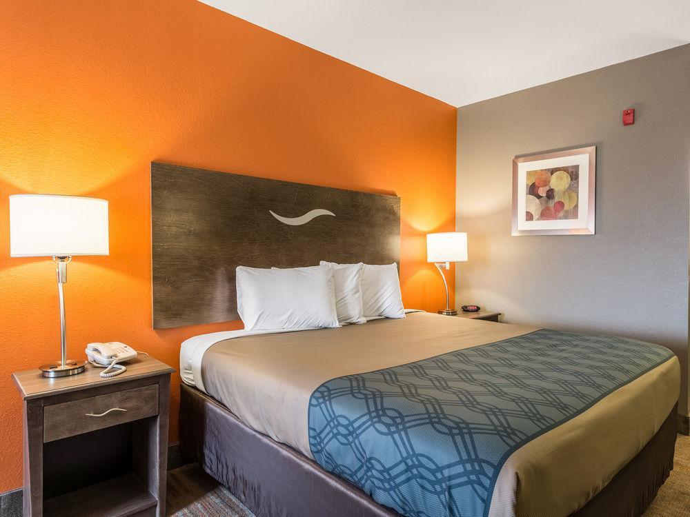 Econo Lodge Forrest City I-40 Exteriör bild