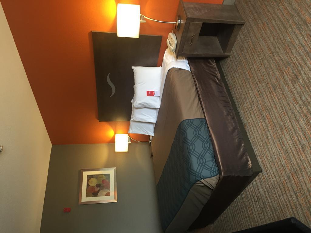 Econo Lodge Forrest City I-40 Exteriör bild
